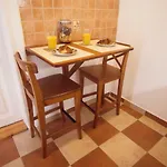 Apartamento Peaceful Flat By The City Park And The Arena